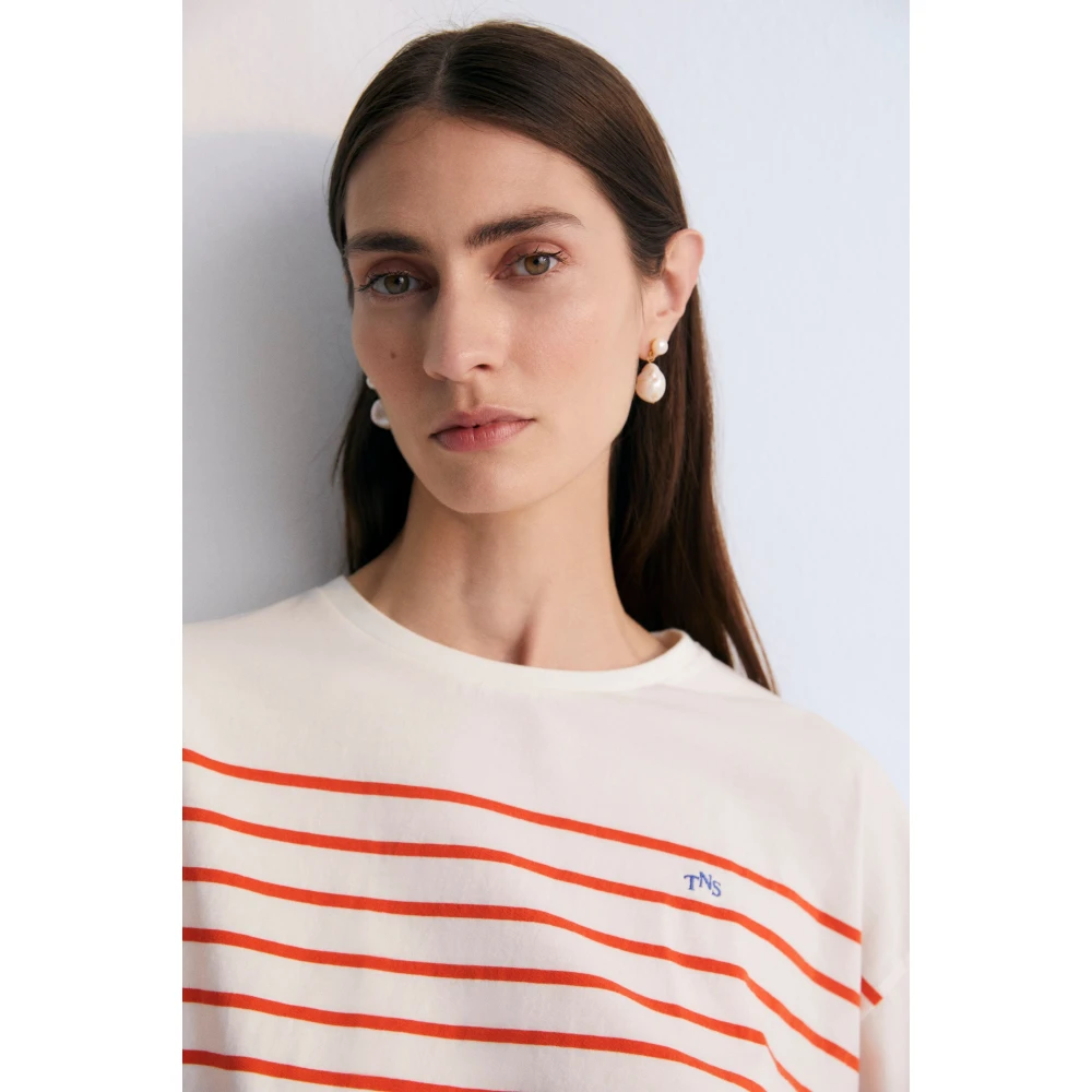 The New Society Komotini Vrouw Tee Chili Red Dames