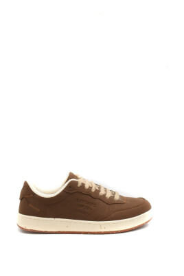 casual-sneakers-for-everyday-wear