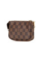 pre-owned-toile-pochettes-minaudieres