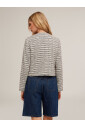 veste-en-tweed-avec-poches