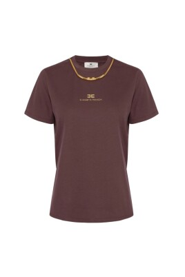collier-en-metal-dore-t-shirt-avec-logo