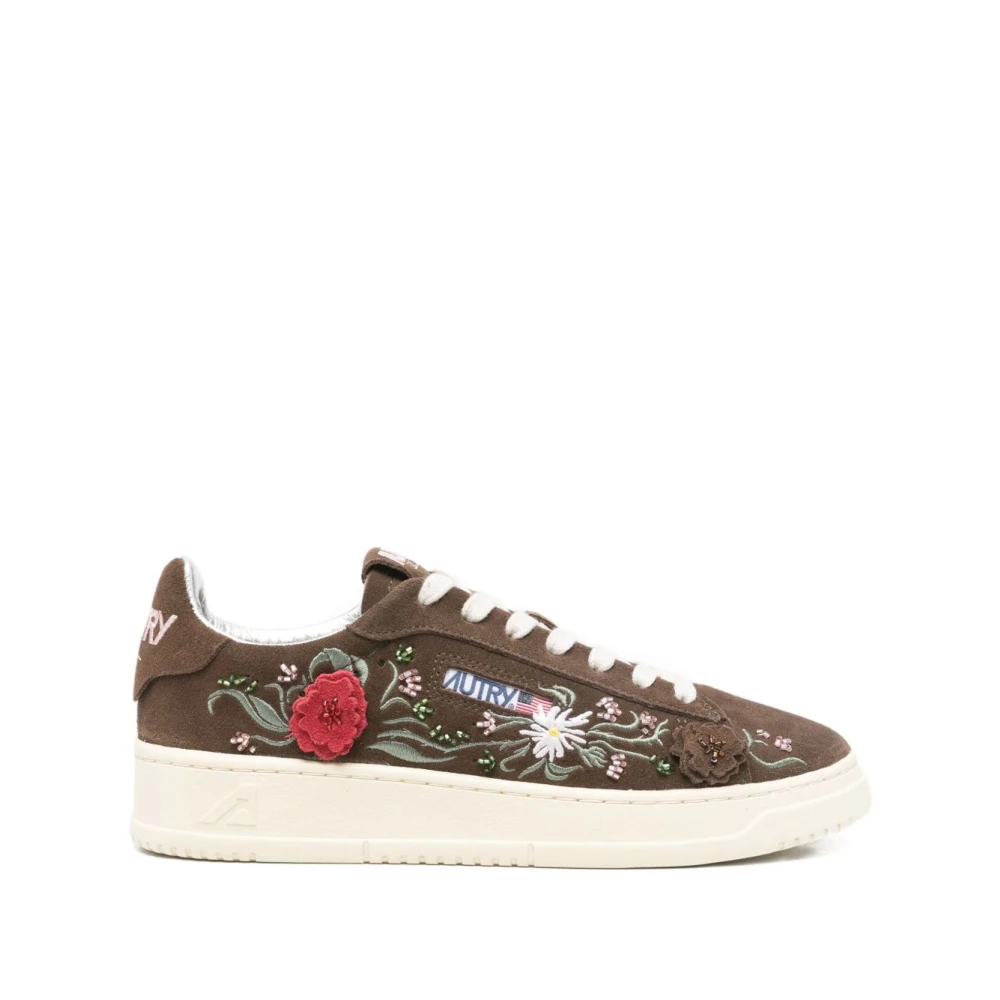 Autry Dallas Low Sneakers Dames Schoenen Bruin