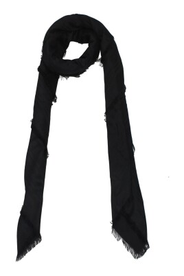 foulards-en-viscose-noire-avec-franges