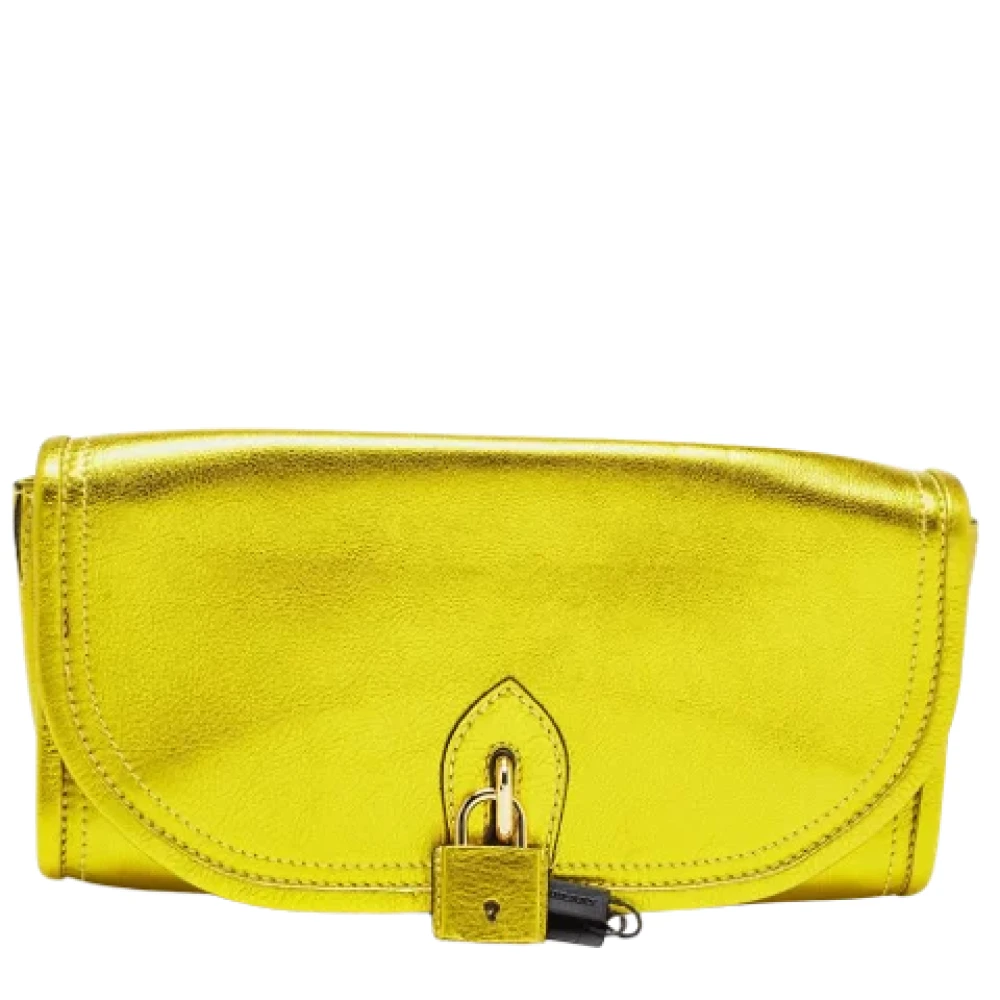 Burberry Vintage Pre-owned Leather clutches Yellow Dames