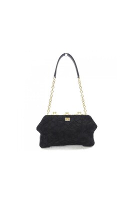 pre-owned-fabric-shoulder-bags