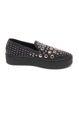 Studded Slip-On Skor