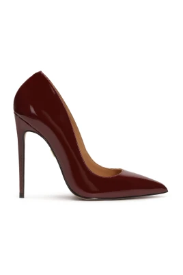 Maroon lackläder pumps