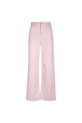 classic-denim-jeans-with-metal-details