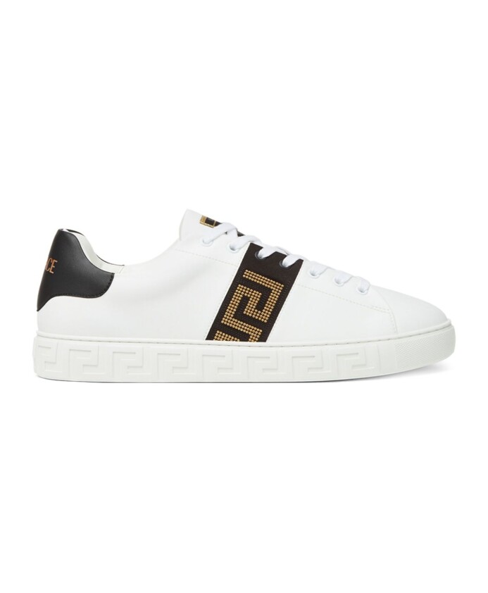 black-sneakers-for-men