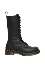Botas con cordones
