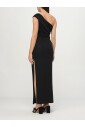 robe-longue-noire-elegante