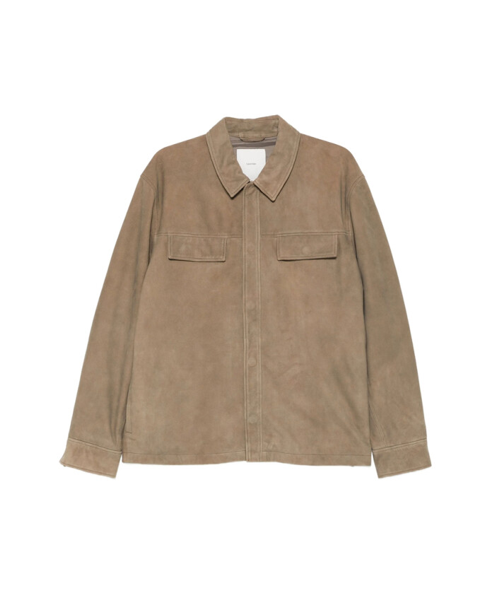 veste-legere-en-daim-camel-avec-boutons