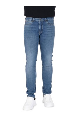 slimfit-jeans-in-medium-blue