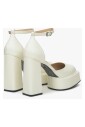 lichtbeige-leren-platformsandalen