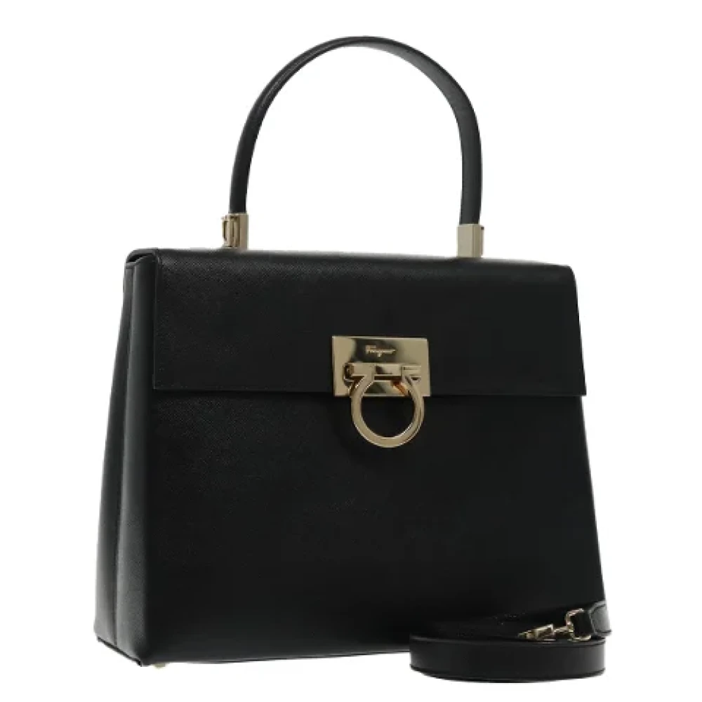 Salvatore Ferragamo Pre-owned Leather handbags Black Dames