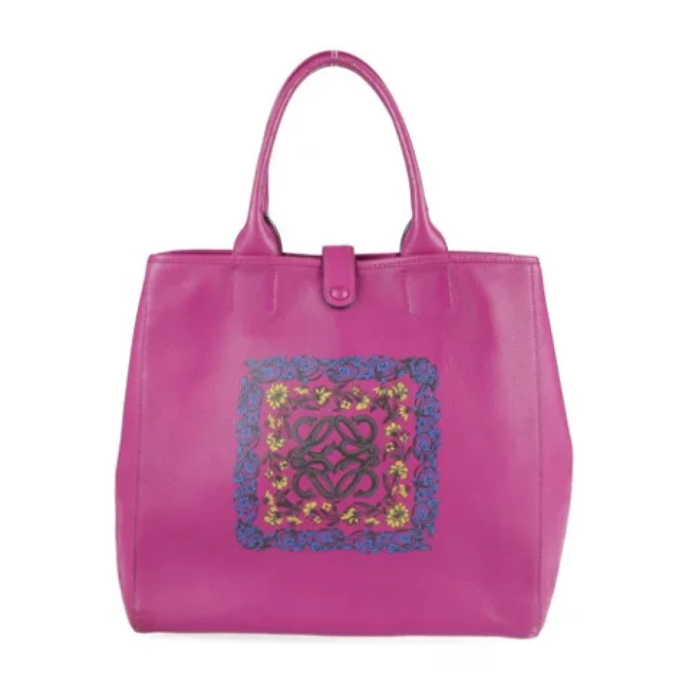 Loewe Pre-owned Leather totes Purple Dames
