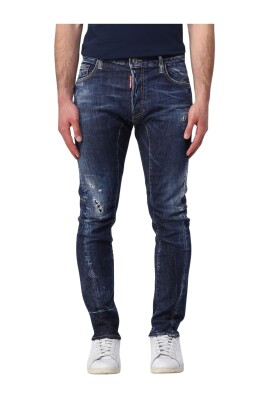 stylish-distressed-slim-jeans