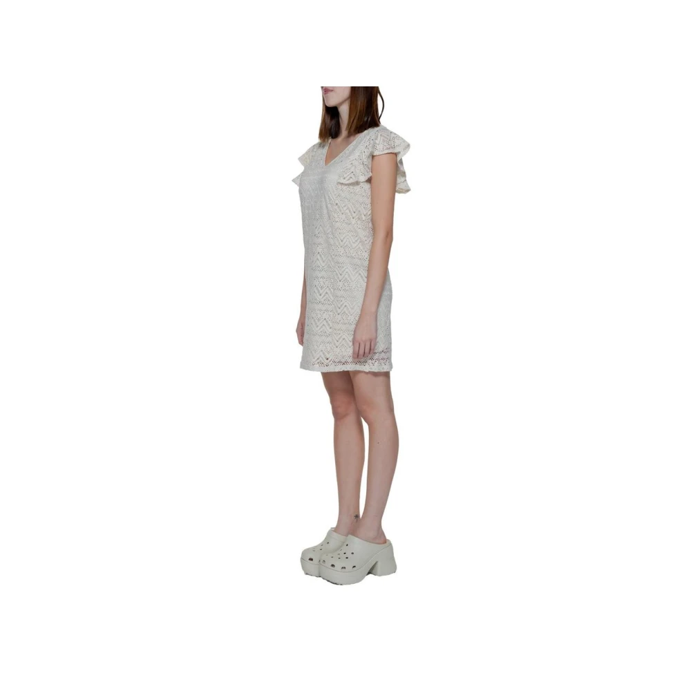 Vero Moda Beige Kant Mini Jurk VNeck Beige Dames