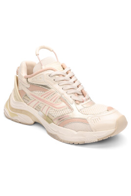 sneakers-race