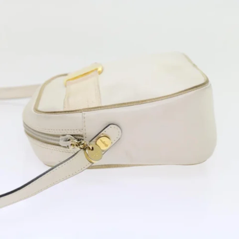 Salvatore Ferragamo Pre-owned Leather shoulder-bags White Dames