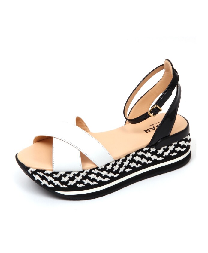 crossed-straps-black-sandal-shoe