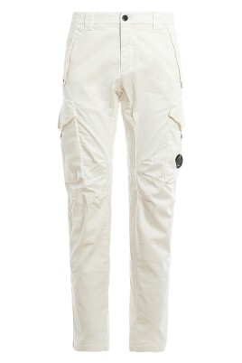white-cargo-sweatpants-stylish-comfort
