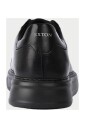 sneakers-noire-elegante-confortable