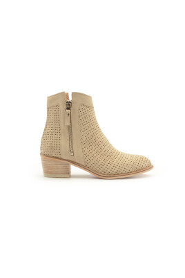 bottines-en-daim-avec-cuir-perfore