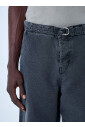 jean-a-jambe-droite-avec-ceinture-reglable