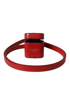 red-leather-logo-print-airpods-case
