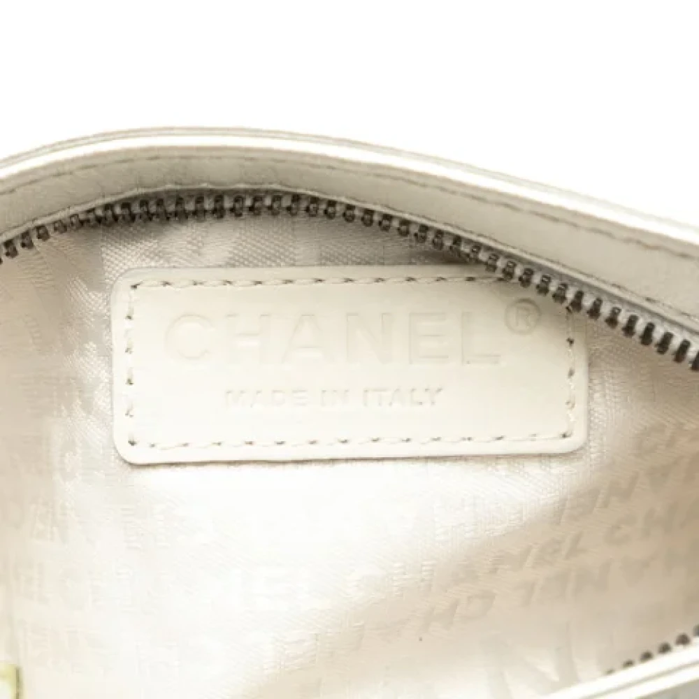 Chanel Vintage Pre-owned Leather handbags Gray Dames