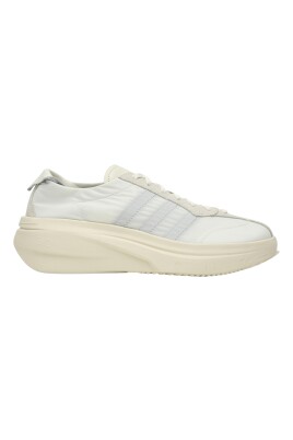 low-top-vintage-sneaker