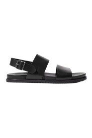 Antonio Geschlossene Sandalen