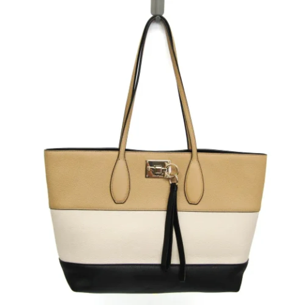 Salvatore Ferragamo Pre-owned Leather totes Multicolor Dames