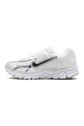 zoom-vomero-5-chrome-toe-shoes