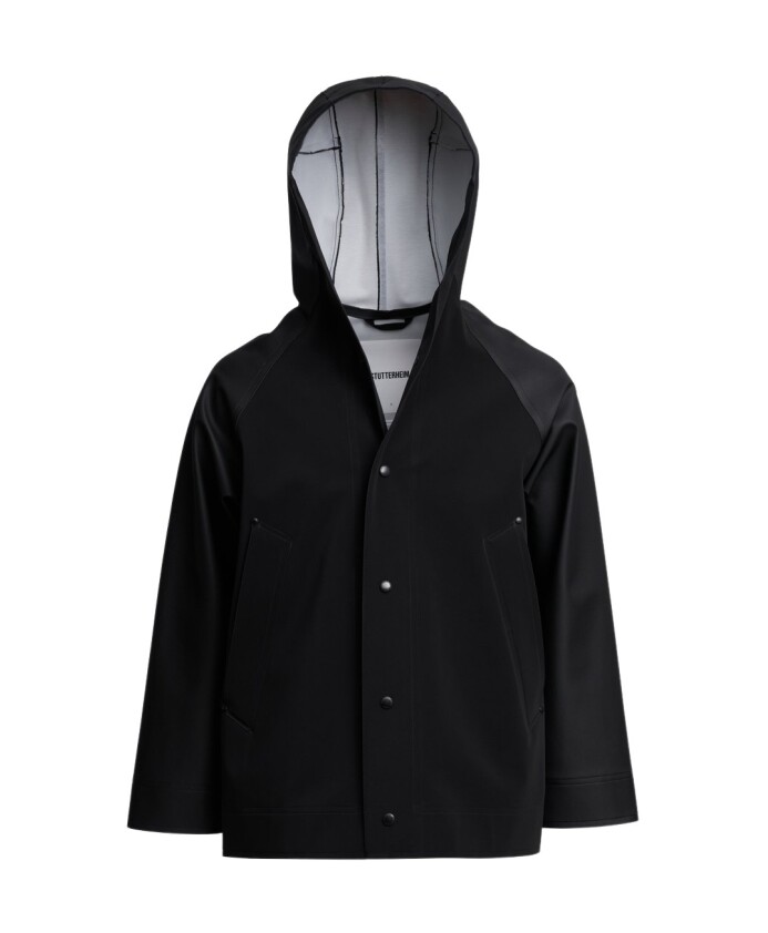 veste-a-capuche-resistante-aux-intemperies