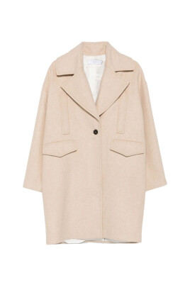 manteau-beige-a-boutons-avec-poches-a-rabat