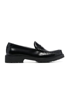 black-leather-loafers