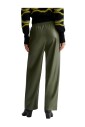 pantalon-basique-vert-olive