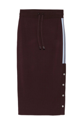 red-drawstring-midi-skirt-with-side-stripe