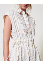 robe-longue-elegante-a-rayures