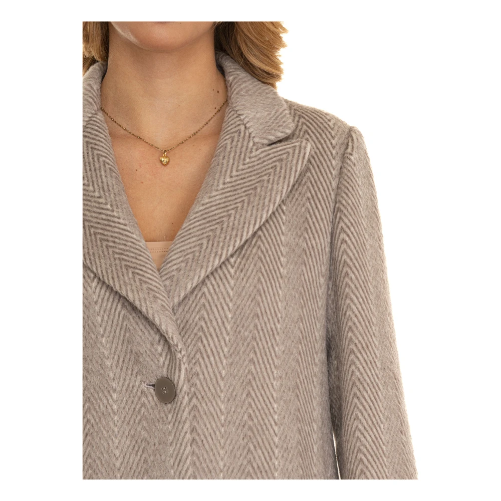 Emporio Armani Stijlvolle Winterjas voor Mannen Brown Dames
