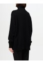 pull-noir-en-cachemire-a-col-haut