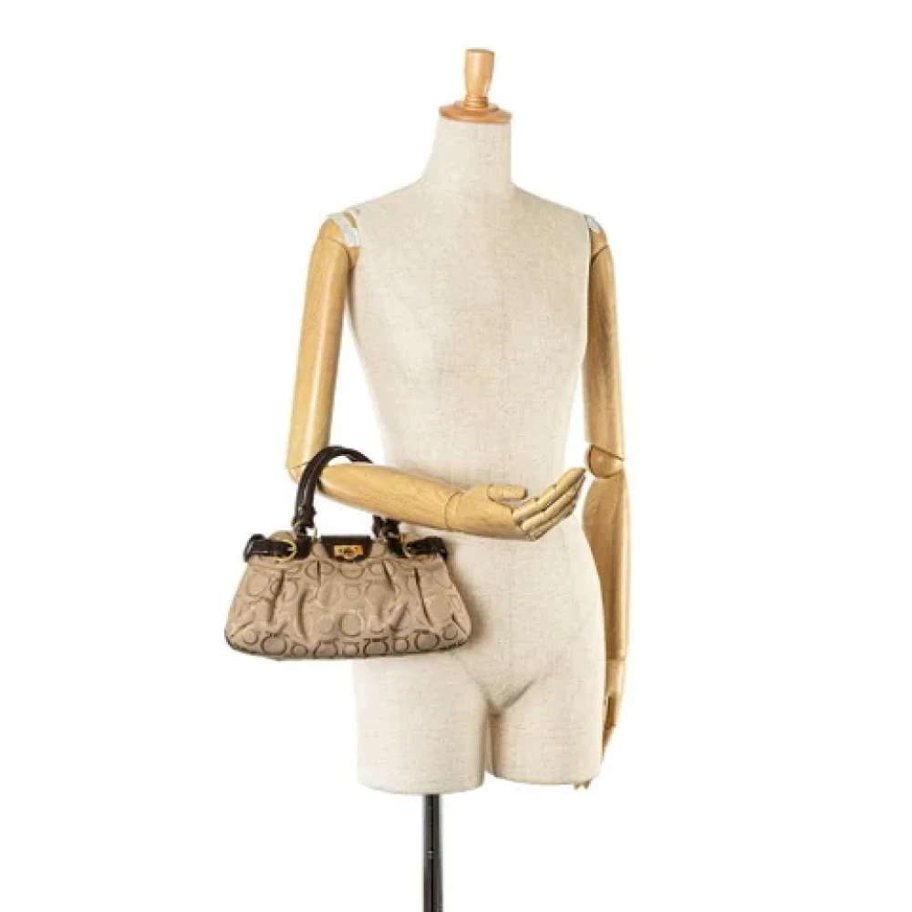 Salvatore Ferragamo Pre-owned Canvas handbags Beige Dames