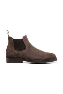 suede-chelsea-boots
