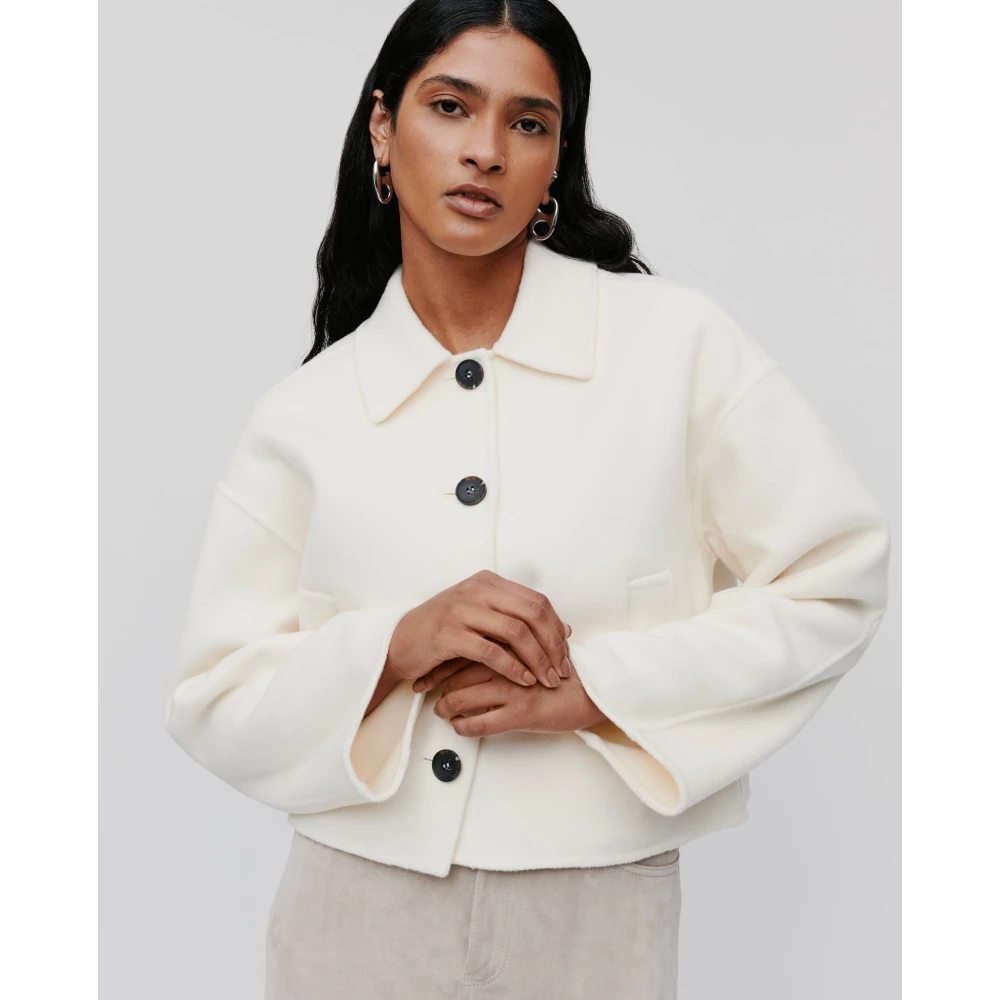 IVY OAK Jaia Jacke White Dames