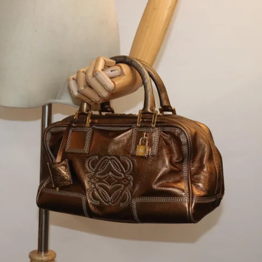 Loewe Pre-owned Leather handbags Yellow Dames