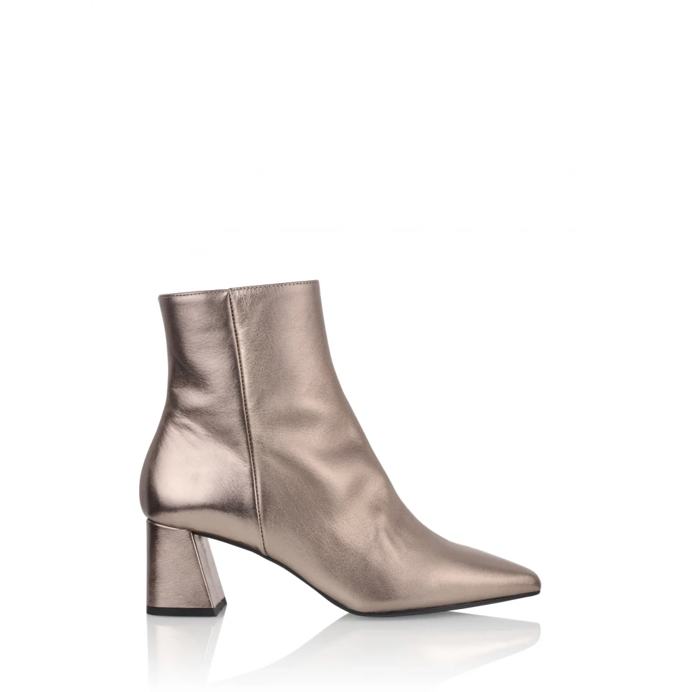 Shoes > Boots > Heeled Boots - - Dwrs - Modalova