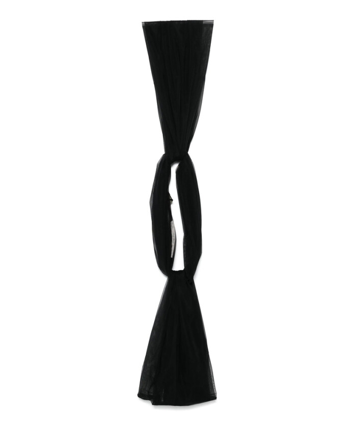 chaise-noire-design-en-couches-torsadees