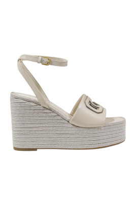 heeled-wedges